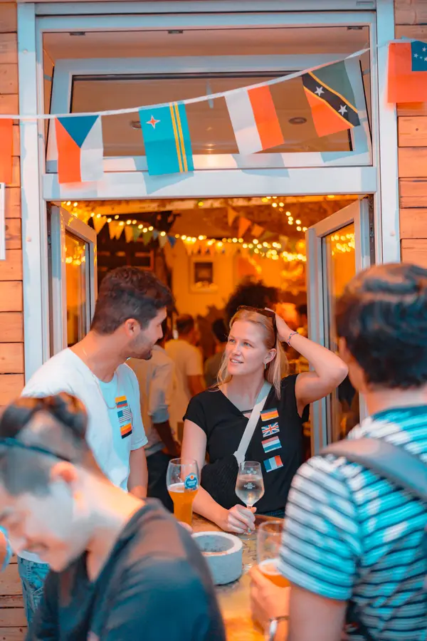 International crowd at a Social Melting Pot meetup